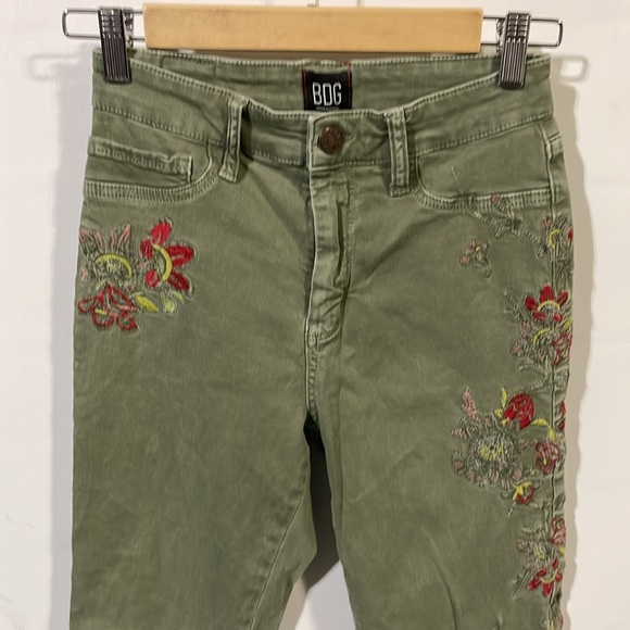 BDG weigh high rise skinny jeans - Picture 3 of 4